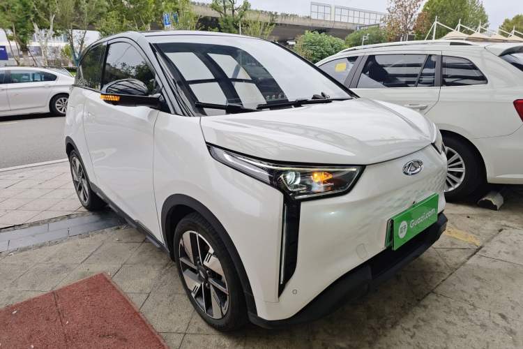 Used Chery New Energy Boundless Pro 2022 301km LingShou Edition Lithium Iron Phosphate Front Right 45 Deg