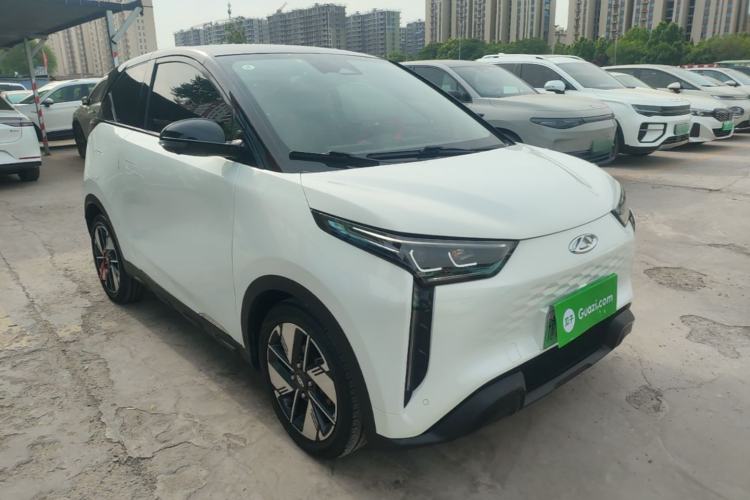 Used Chery New Energy Boundless Pro 2022 301 km Range "Divine Beast" Version Lithium-Ion Battery 30.6 kWh Front Right 45 Deg