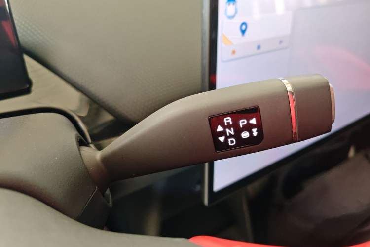 Used Chery New Energy Boundless Pro 2022 301km LingShou Edition Lithium Iron Phosphate Gear Lever