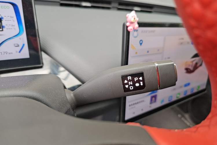 Used Chery New Energy Boundless Pro 2022 301km LingShou Edition Lithium Iron Phosphate Gear Lever
