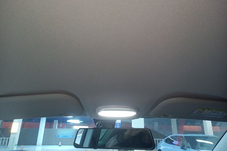 Used Chery New Energy Boundless Pro 2022 301km "WoW" Edition NMC Lithium Battery 30.6 kWh Headliner