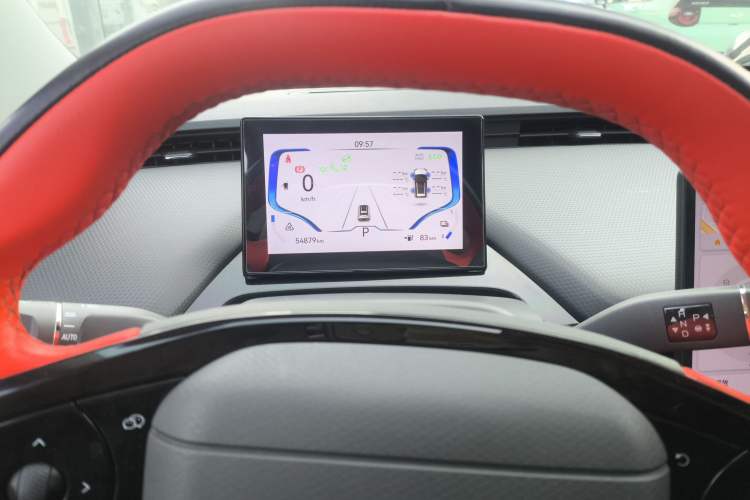 Used Chery New Energy Boundless Pro 2022 301km "Divine Beast" Version with Lithium Iron Phosphate Instrument Cluster