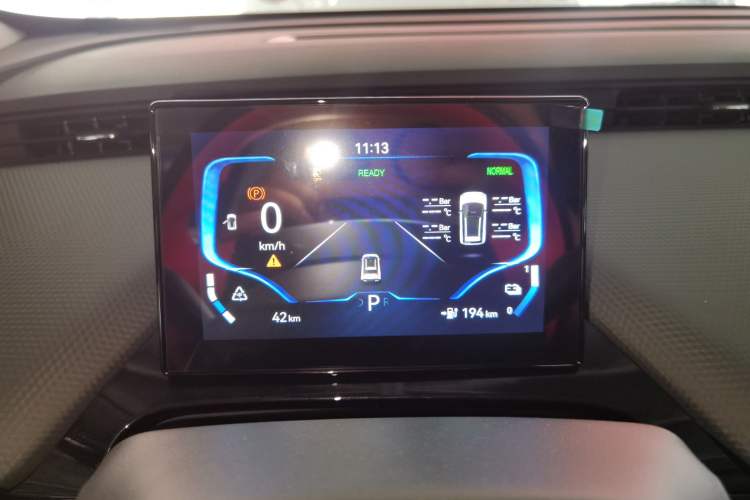 Used Chery New Energy Boundless Pro 2022 301km "WoW" Edition Lithium Iron Phosphate Instrument Cluster