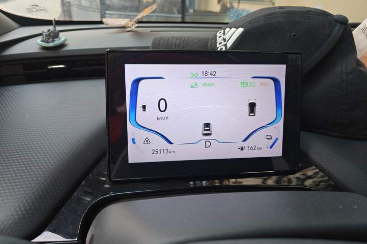 Used Chery New Energy Boundless Pro 2022 301km LingShou Edition NMC Lithium-ion Instrument Cluster