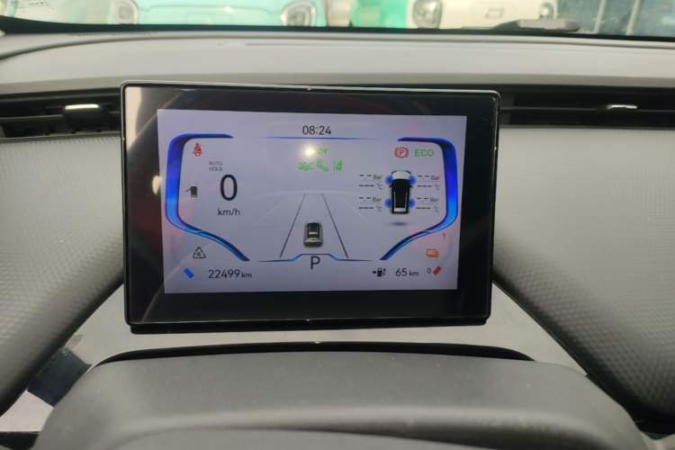 Used Chery New Energy Boundless Pro 2022 301 km Range "Divine Beast" Version Lithium-Ion Battery 30.6 kWh Instrument Cluster