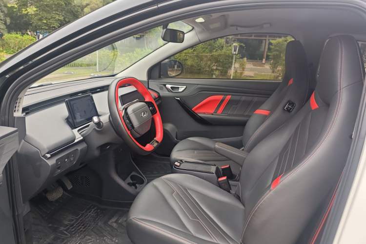 Used Chery New Energy Boundless Pro 2022 301km LingShou Edition Lithium Iron Phosphate Interior 1