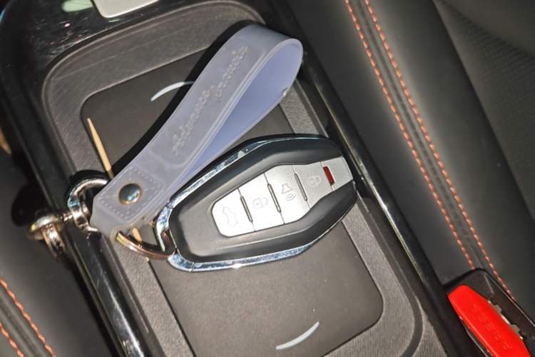 Used Chery New Energy Boundless Pro 2022 301km LingShou Edition Lithium Iron Phosphate Interior 1