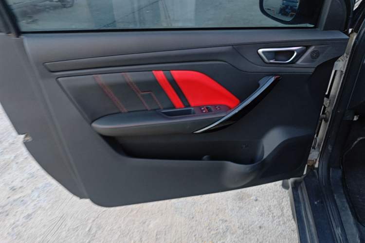 Used Chery New Energy Boundless Pro 2022 301km "Divine Beast" Version with Lithium Iron Phosphate Left Front Door Interior