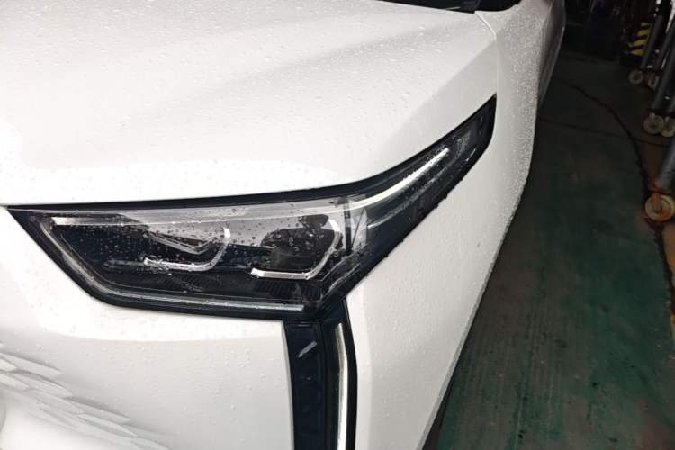 Used Chery New Energy Boundless Pro 2022 301km LingShou Edition Lithium Iron Phosphate Left Front Headlight