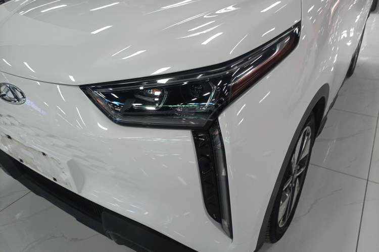 Used Chery New Energy Boundless Pro 2022 301km "WoW" Edition NMC Lithium Battery 30.6 kWh Left Front Headlight