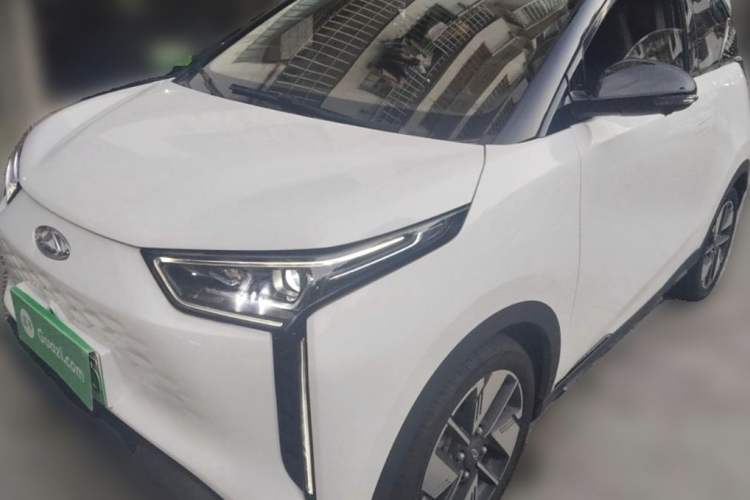 Used Chery New Energy Boundless Pro 2022 301 km Range "Divine Beast" Version Lithium-Ion Battery 30.6 kWh Left Front Headlight