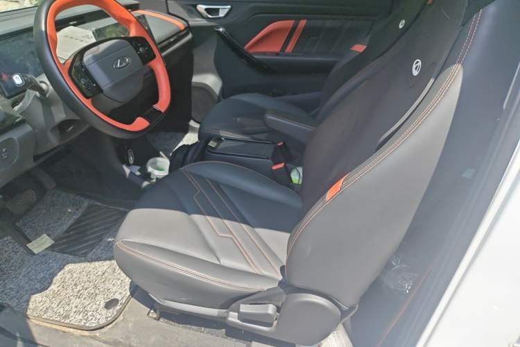 Used Chery New Energy Boundless Pro 2022 301km LingShou Edition Lithium Iron Phosphate Left Front Seat
