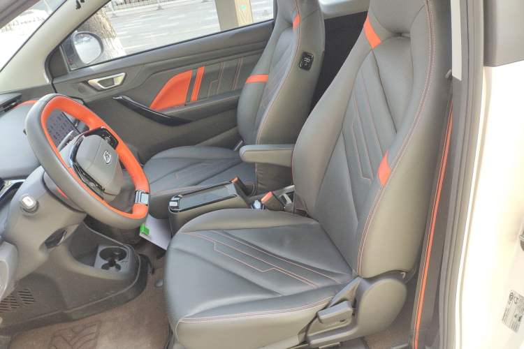 Used Chery New Energy Boundless Pro 2022 301km LingShou Edition Lithium Iron Phosphate Left Front Seat