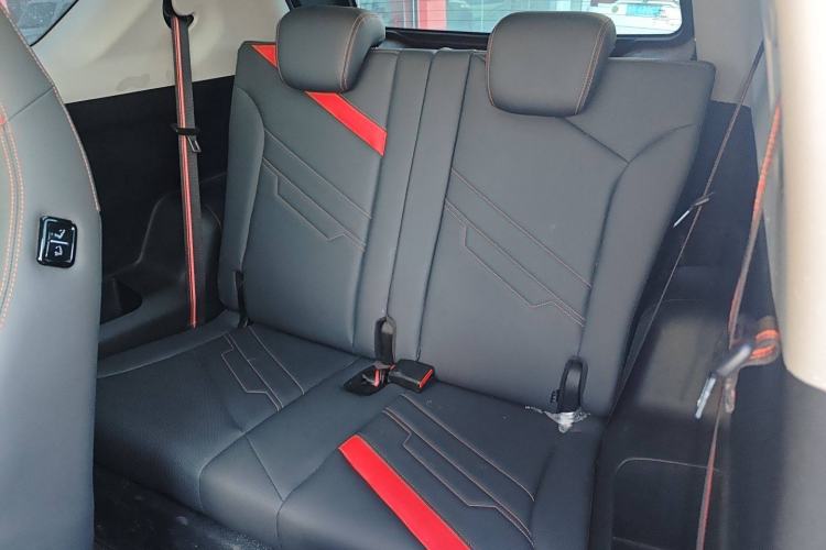 Used Chery New Energy Boundless Pro 2022 301km "Divine Beast" Version with Lithium Iron Phosphate Left Rear Seat