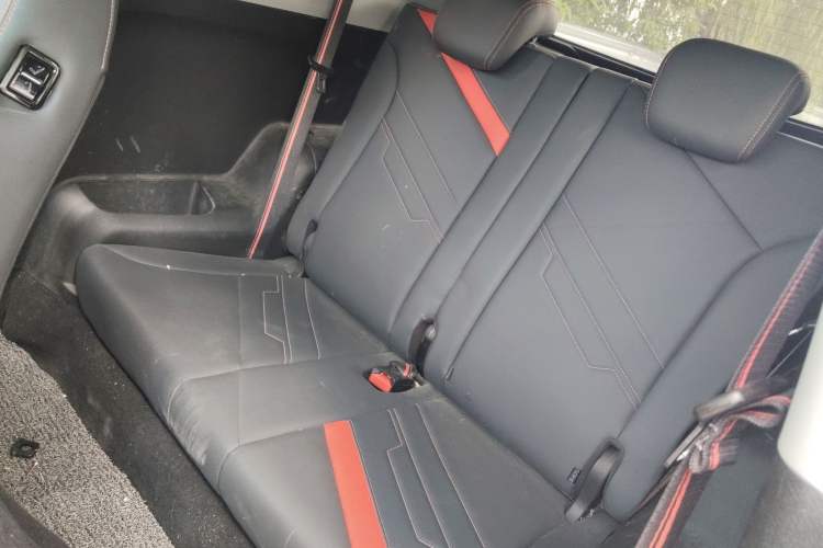 Used Chery New Energy Boundless Pro 2022 301km LingShou Edition Lithium Iron Phosphate Left Rear Seat
