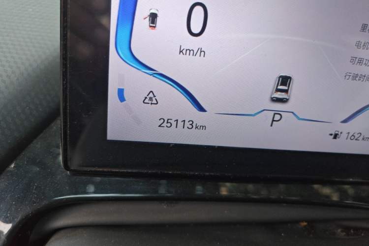 Used Chery New Energy Boundless Pro 2022 301km LingShou Edition NMC Lithium-ion Odometer Close Up
