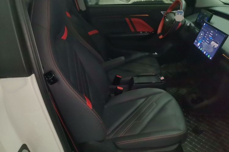 Used Chery New Energy Boundless Pro 2022 301km "Divine Beast" Version with Lithium Iron Phosphate Right Front Seat