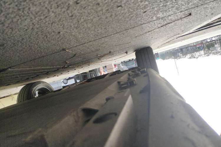 Used Chery New Energy Boundless Pro 2022 301km LingShou Edition Lithium Iron Phosphate Right Side Sill