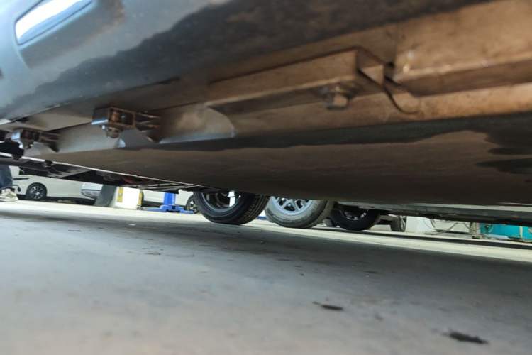 Used Chery New Energy Boundless Pro 2022 301km LingShou Edition Lithium Iron Phosphate Right Side Sill