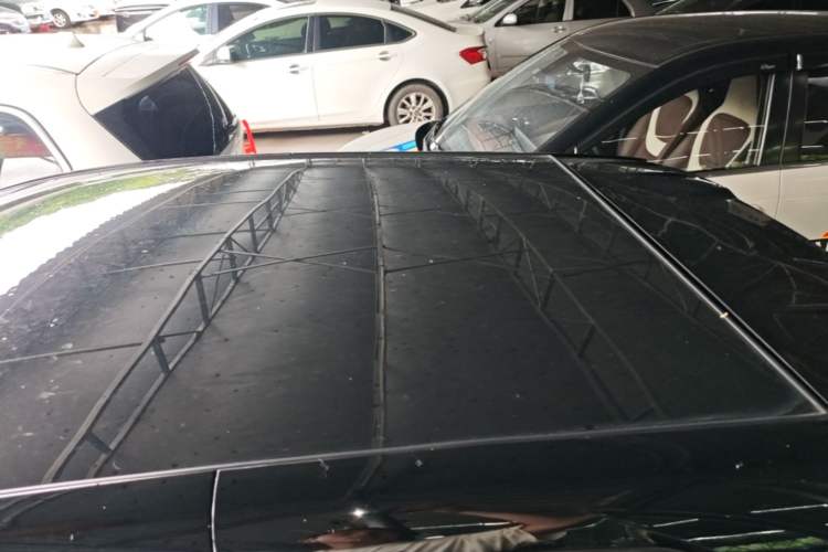 Used Chery New Energy Boundless Pro 2022 301km LingShou Edition Lithium Iron Phosphate Roof