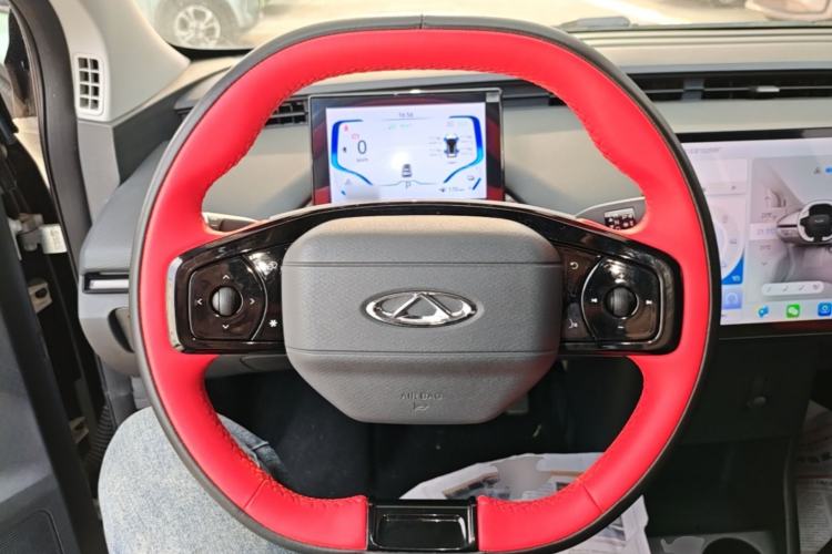 Used Chery New Energy Boundless Pro 2022 301km LingShou Edition Lithium Iron Phosphate Steering Wheel