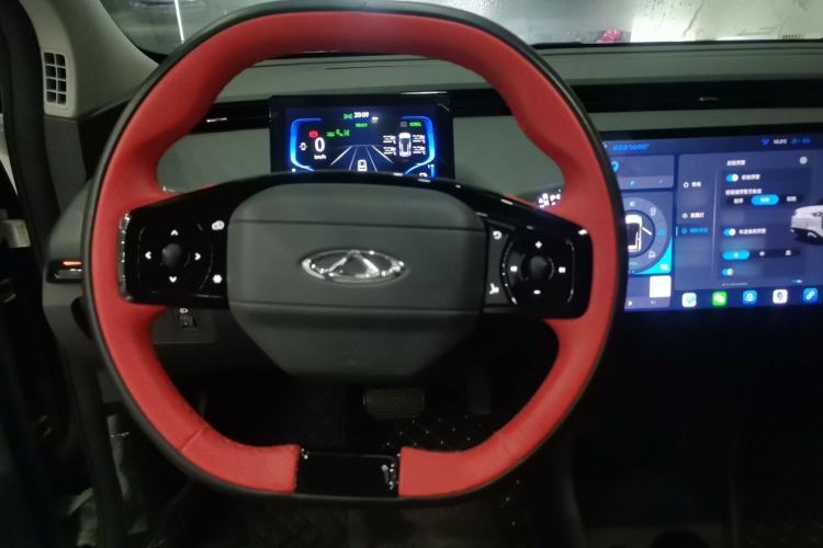 Used Chery New Energy Boundless Pro 2022 301km "Divine Beast" Version with Lithium Iron Phosphate Steering Wheel