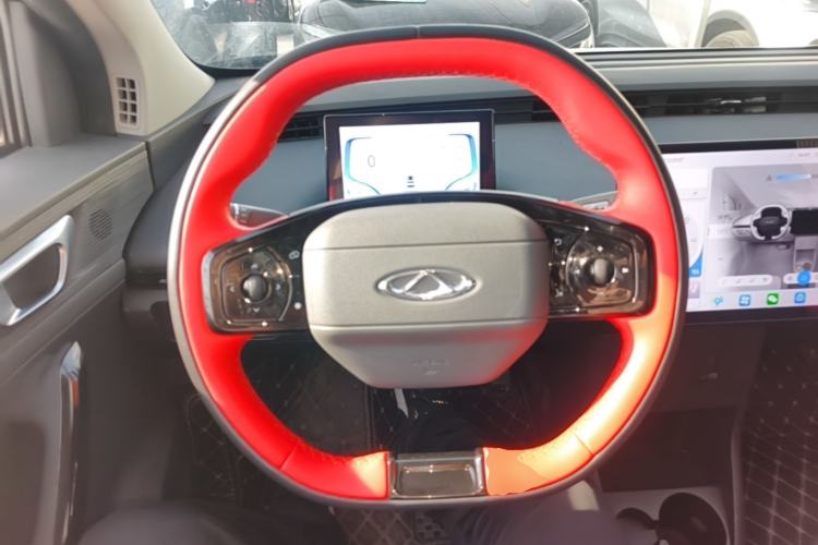 Used Chery New Energy Boundless Pro 2022 301km LingShou Edition Lithium Iron Phosphate Steering Wheel