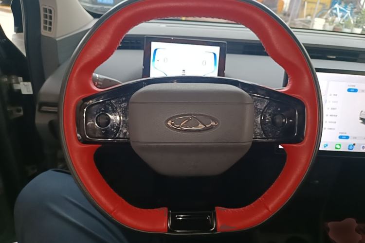 Used Chery New Energy Boundless Pro 2022 301km "Divine Beast" Version with Lithium Iron Phosphate Steering Wheel