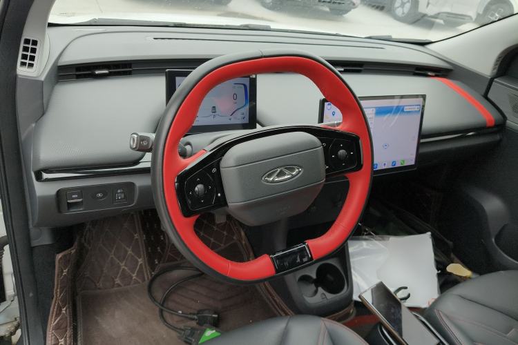Used Chery New Energy Boundless Pro 2022 301km LingShou Edition Lithium Iron Phosphate Steering Wheel