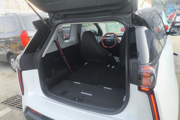 Used Chery New Energy Boundless Pro 2022 301km "Divine Beast" Version with Lithium Iron Phosphate Trunk