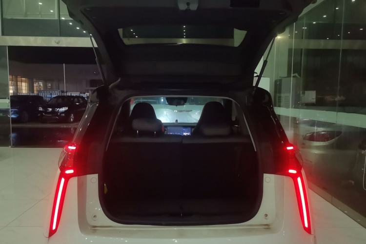 Used Chery New Energy Boundless Pro 2022 301km "Divine Beast" Version with Lithium Iron Phosphate Trunk