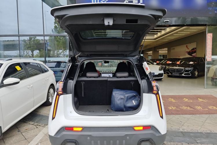 Used Chery New Energy Boundless Pro 2022 301km LingShou Edition Lithium Iron Phosphate Trunk
