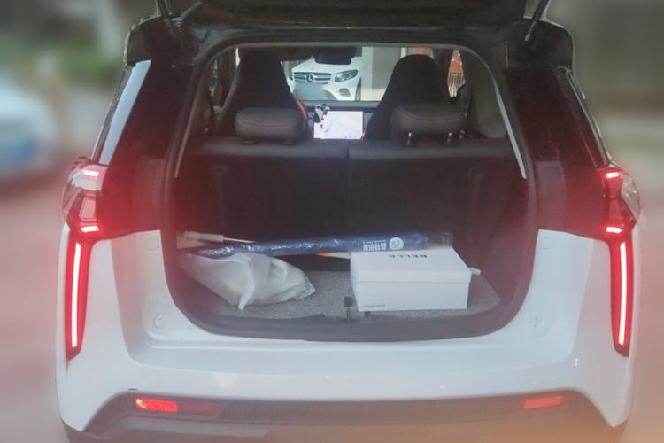 Used Chery New Energy Boundless Pro 2022 301 km Range "Divine Beast" Version Lithium-Ion Battery 30.6 kWh Trunk