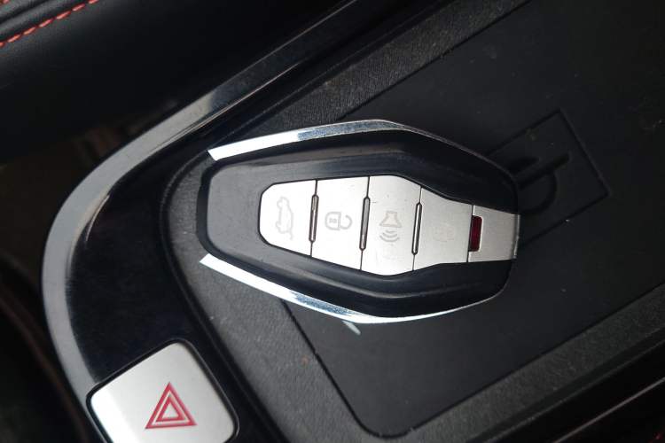 Used Chery New Energy Boundless Pro 2022 301km LingShou Edition NMC Lithium-ion Vehicle Key