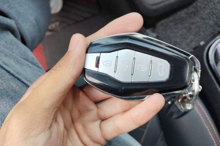 Used Chery New Energy Boundless Pro 2022 301km LingShou Edition Lithium Iron Phosphate Vehicle Key