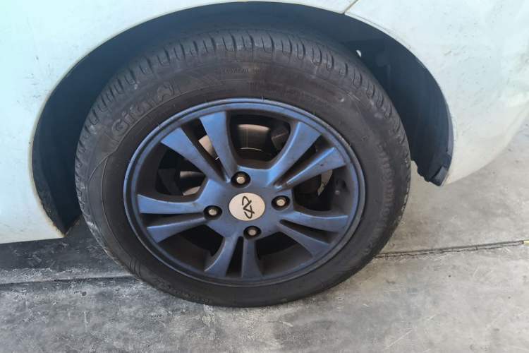 Used Chery New Energy eQ 2015 Comfort Model Right Front Wheel Hub