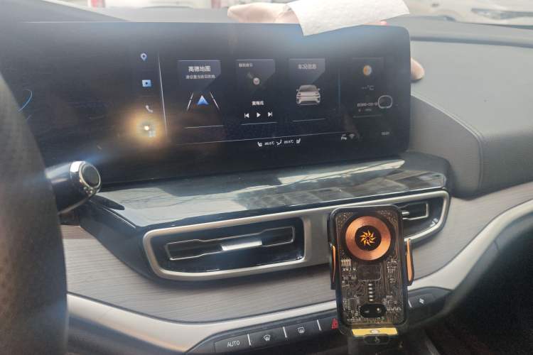 Used Chery New Energy eQ5 2020 High-Energy Pro Edition Audio And AC Panel
