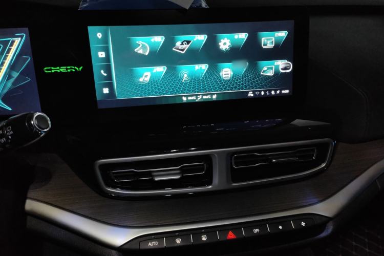 Used Chery New Energy eQ5 2020 High-Energy Pro Edition Audio And AC Panel