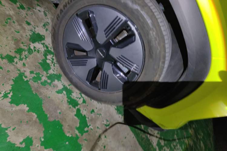 Used Chery New Energy eQ7 2023 512 km Max Right Front Wheel Hub
