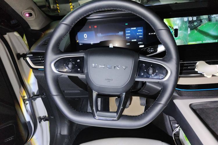 Used Chery New Energy eQ7 2023 512 km Max Steering Wheel