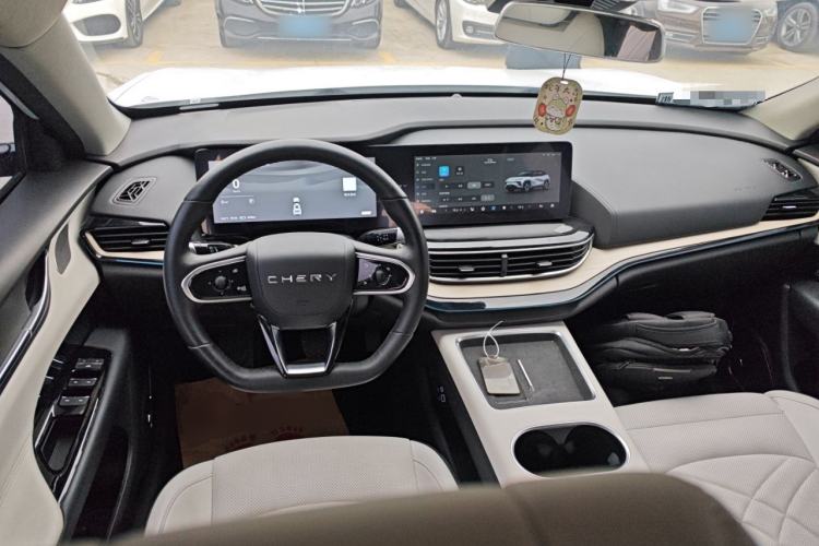 Used Chery New Energy eQ7 2023 512km Pro Center Console