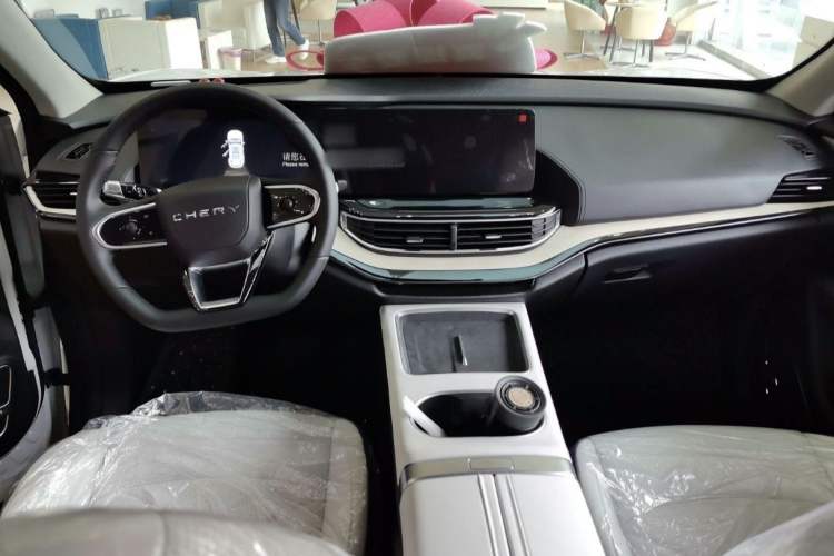 Used Chery New Energy eQ7 2025 512 km Free-Range Version Interior 2