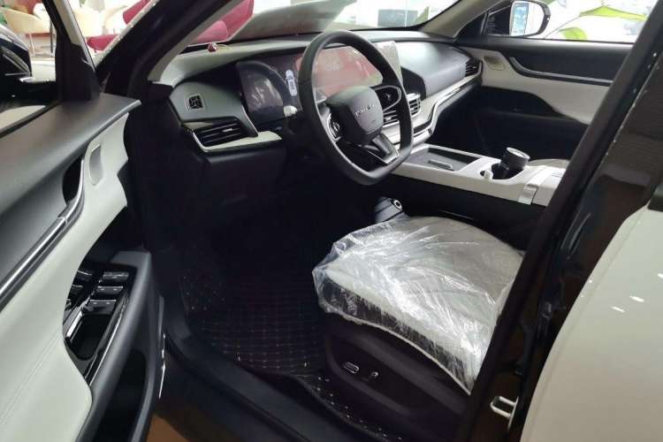Used Chery New Energy eQ7 2025 512 km Free-Range Version Interior 3