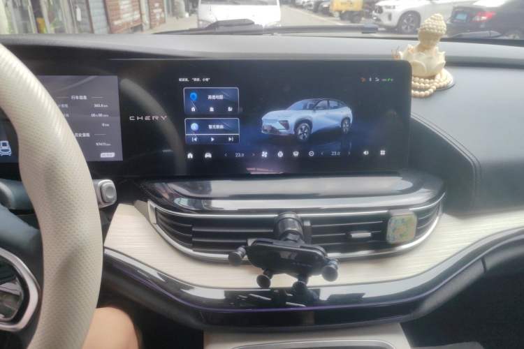 Used Chery New Energy eQ7 2023 512 km Max Audio And AC Panel