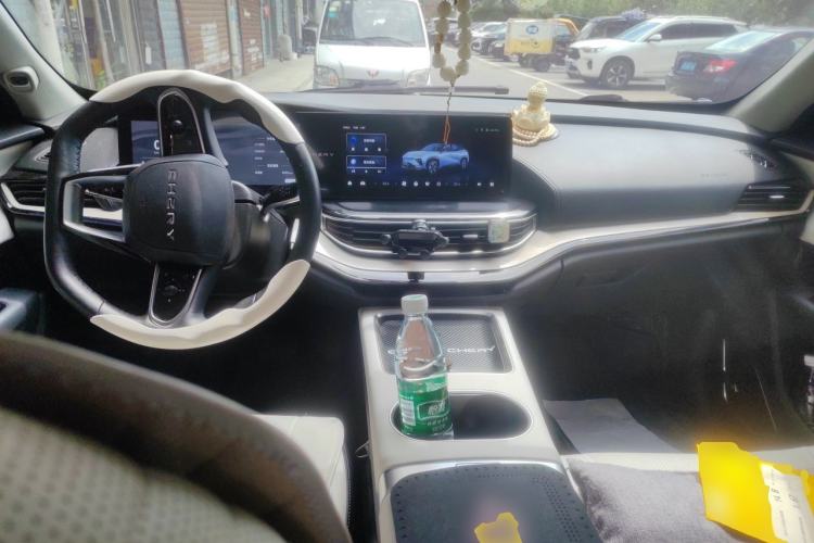 Used Chery New Energy eQ7 2023 512 km Max Center Console