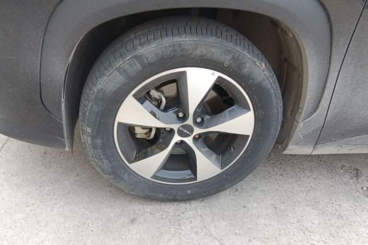Used Chery New Energy eQ7 2023 512km Air Left Front Wheel Hub