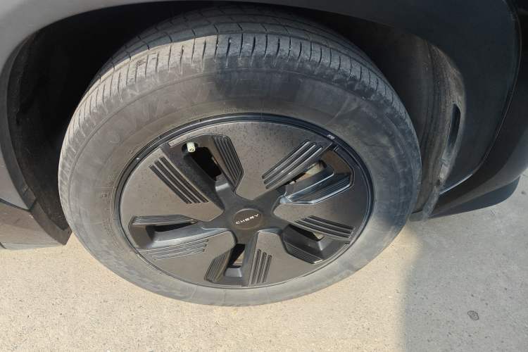 Used Chery New Energy eQ7 2023 512 km Max Right Front Wheel Hub