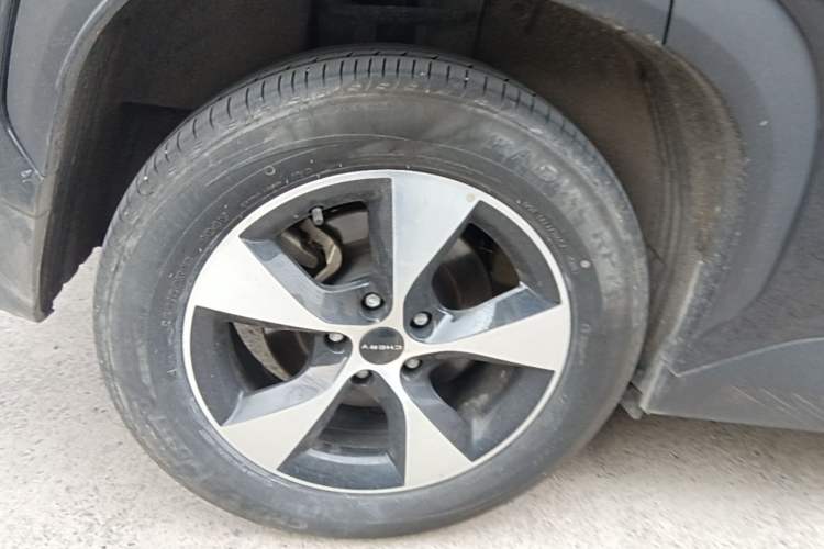 Used Chery New Energy eQ7 2023 512km Air Right Rear Wheel Hub