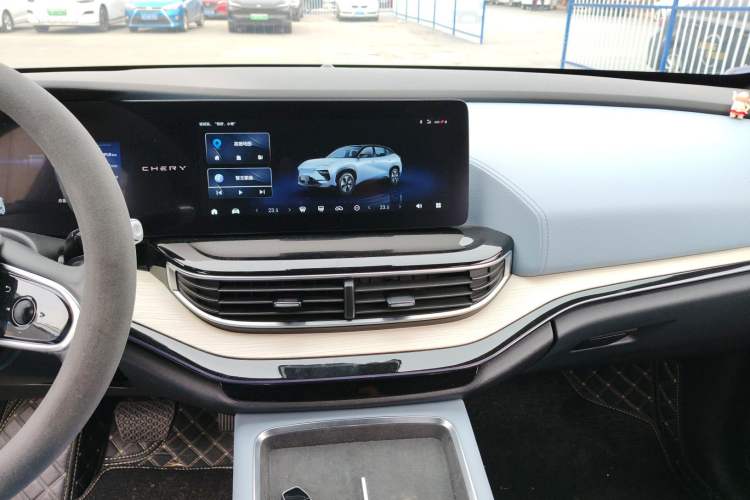 Used Chery New Energy eQ7 2023 512km Pro Audio And AC Panel