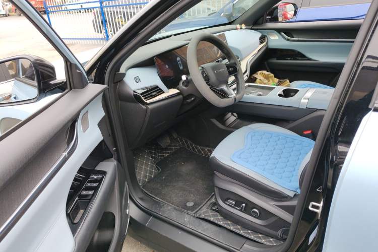 Used Chery New Energy eQ7 2023 512km Pro Driver Seat
